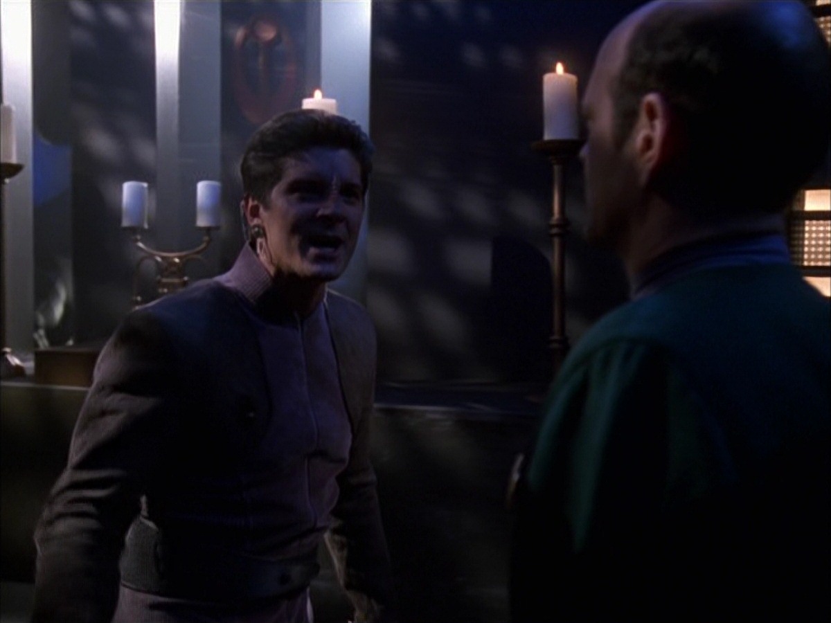 extant_StarTrek_VOY_7x09_7x10-FleshAndBlood_2434.jpg