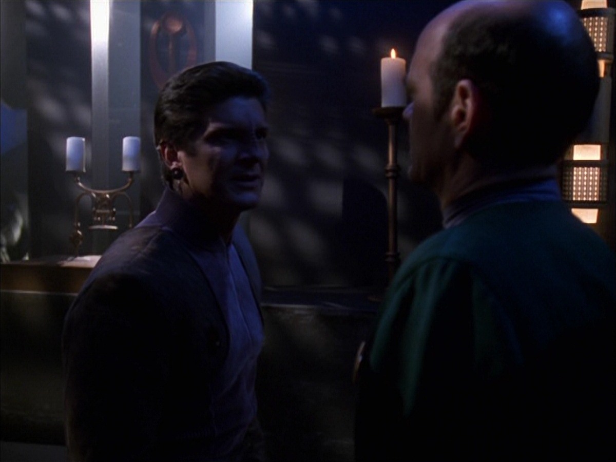 extant_StarTrek_VOY_7x09_7x10-FleshAndBlood_2441.jpg
