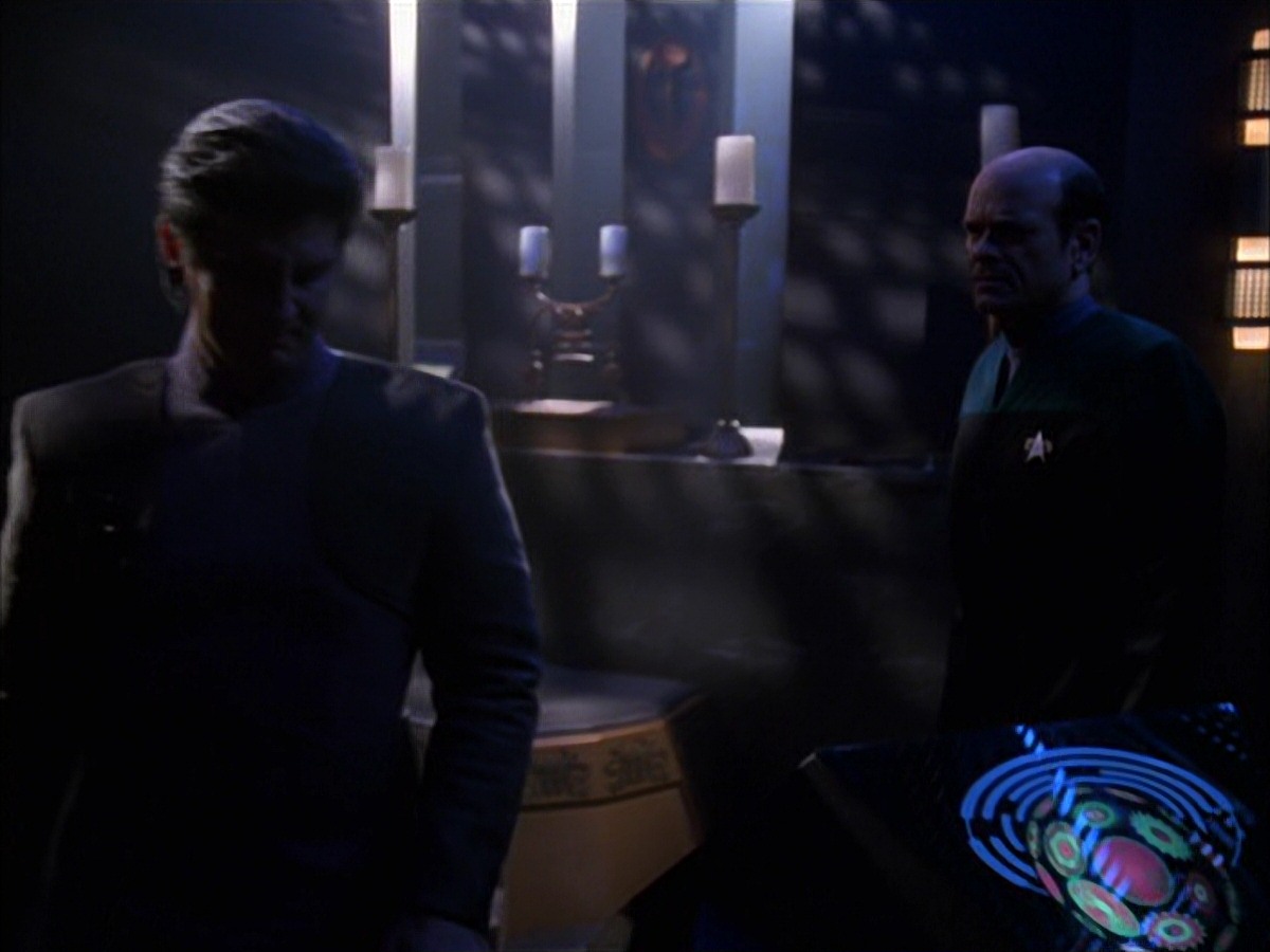 extant_StarTrek_VOY_7x09_7x10-FleshAndBlood_2473.jpg