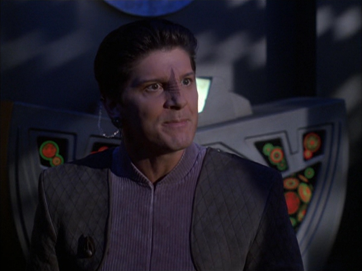 extant_StarTrek_VOY_7x09_7x10-FleshAndBlood_2522.jpg