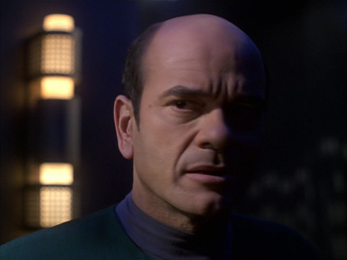 extant_StarTrek_VOY_7x09_7x10-FleshAndBlood_2543.jpg