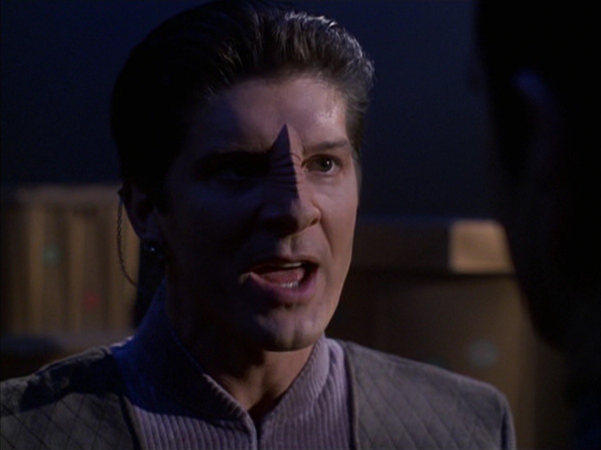 extant_StarTrek_VOY_7x09_7x10-FleshAndBlood_2574.jpg