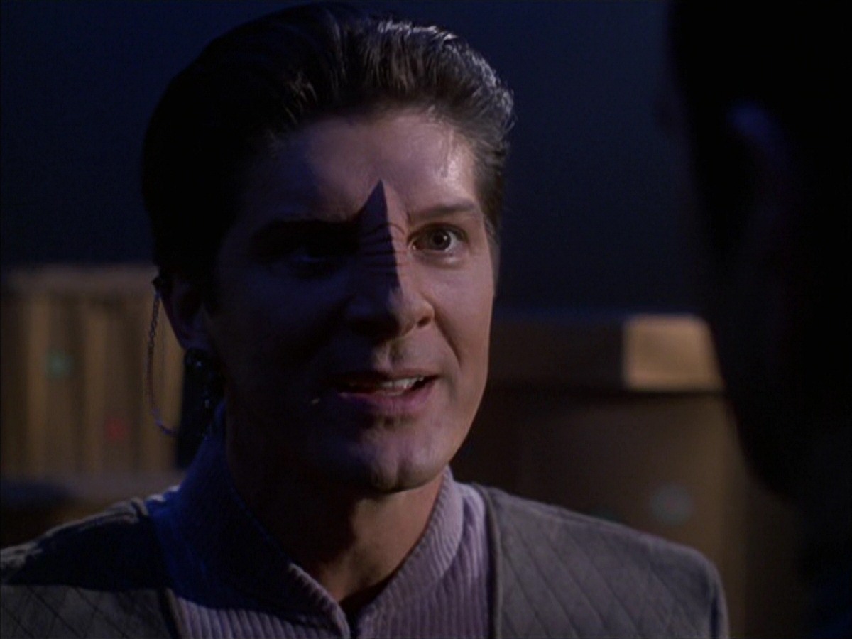 extant_StarTrek_VOY_7x09_7x10-FleshAndBlood_2576.jpg