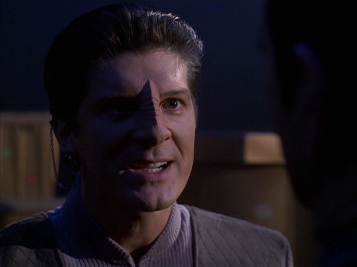 extant_StarTrek_VOY_7x09_7x10-FleshAndBlood_2590.jpg