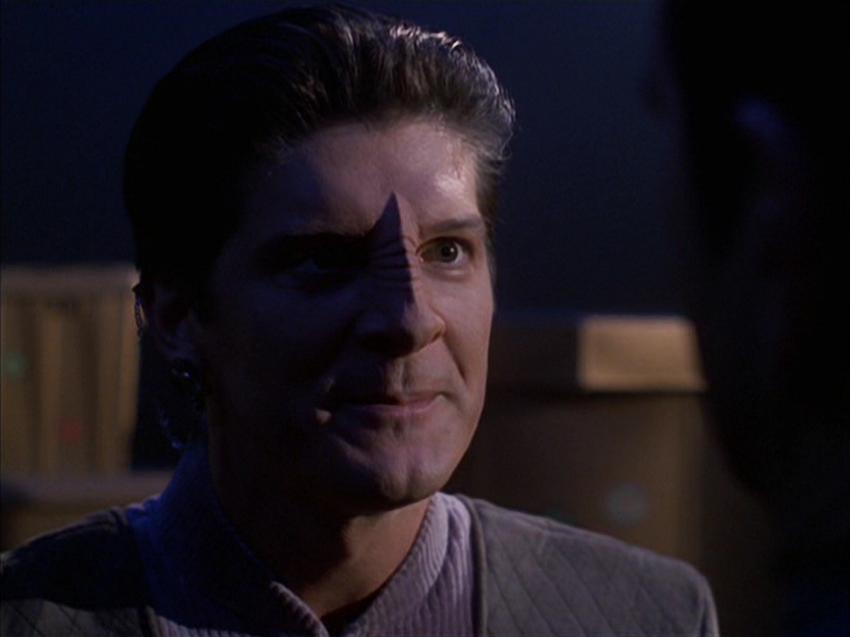 extant_StarTrek_VOY_7x09_7x10-FleshAndBlood_2593.jpg