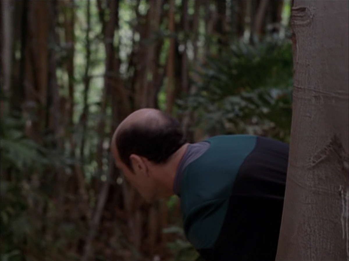 extant_StarTrek_VOY_7x09_7x10-FleshAndBlood_2770.jpg