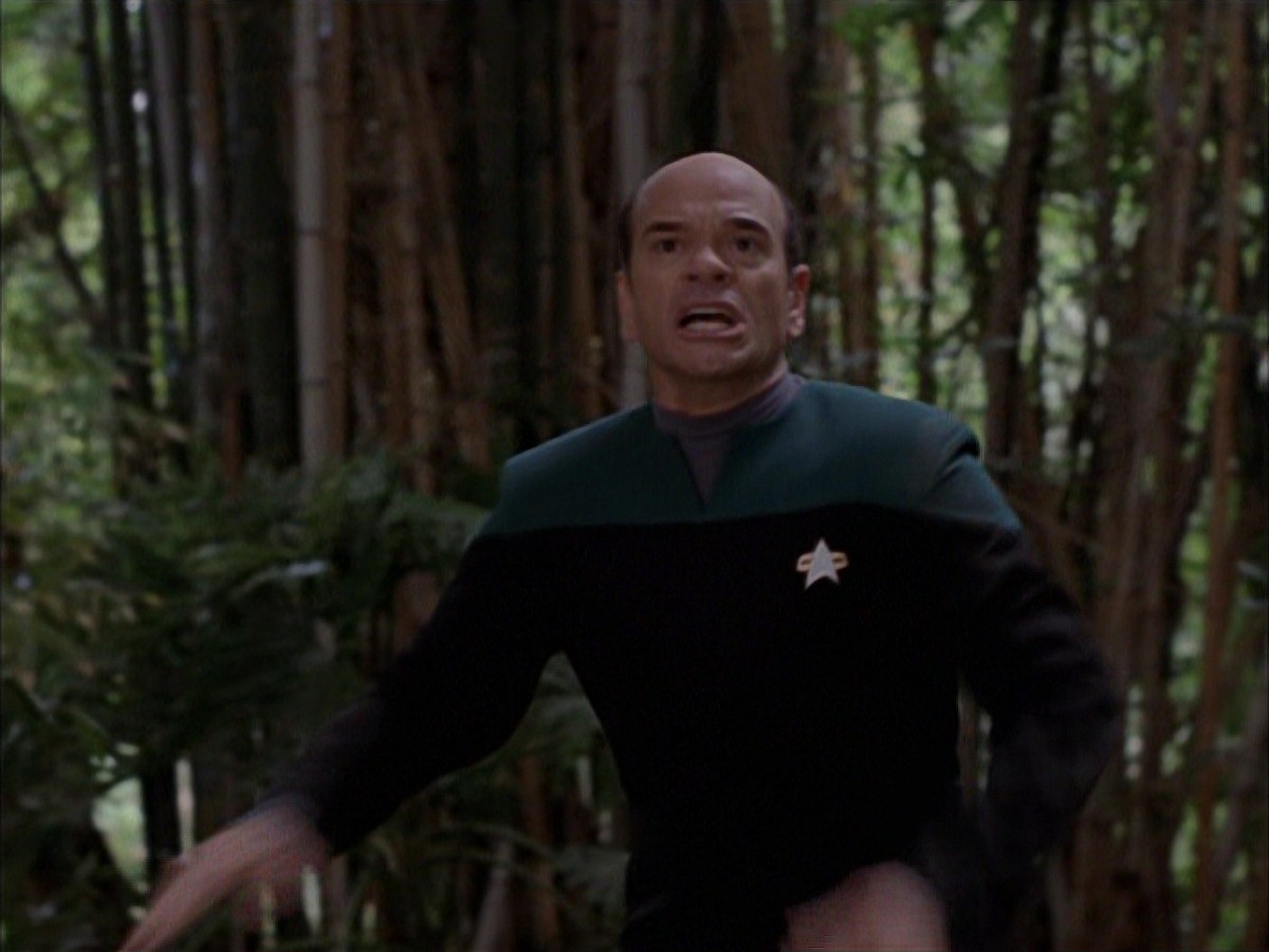 extant_StarTrek_VOY_7x09_7x10-FleshAndBlood_2775.jpg