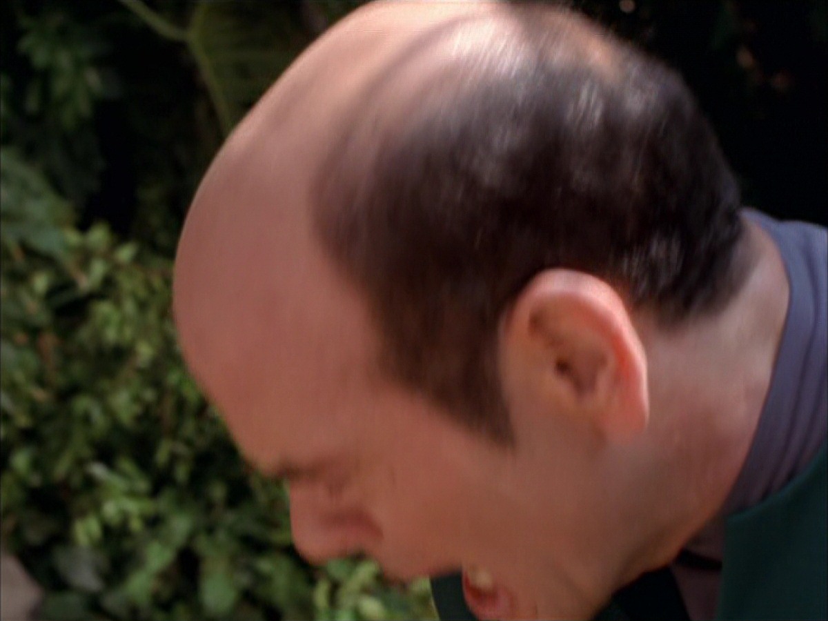 extant_StarTrek_VOY_7x09_7x10-FleshAndBlood_2804.jpg