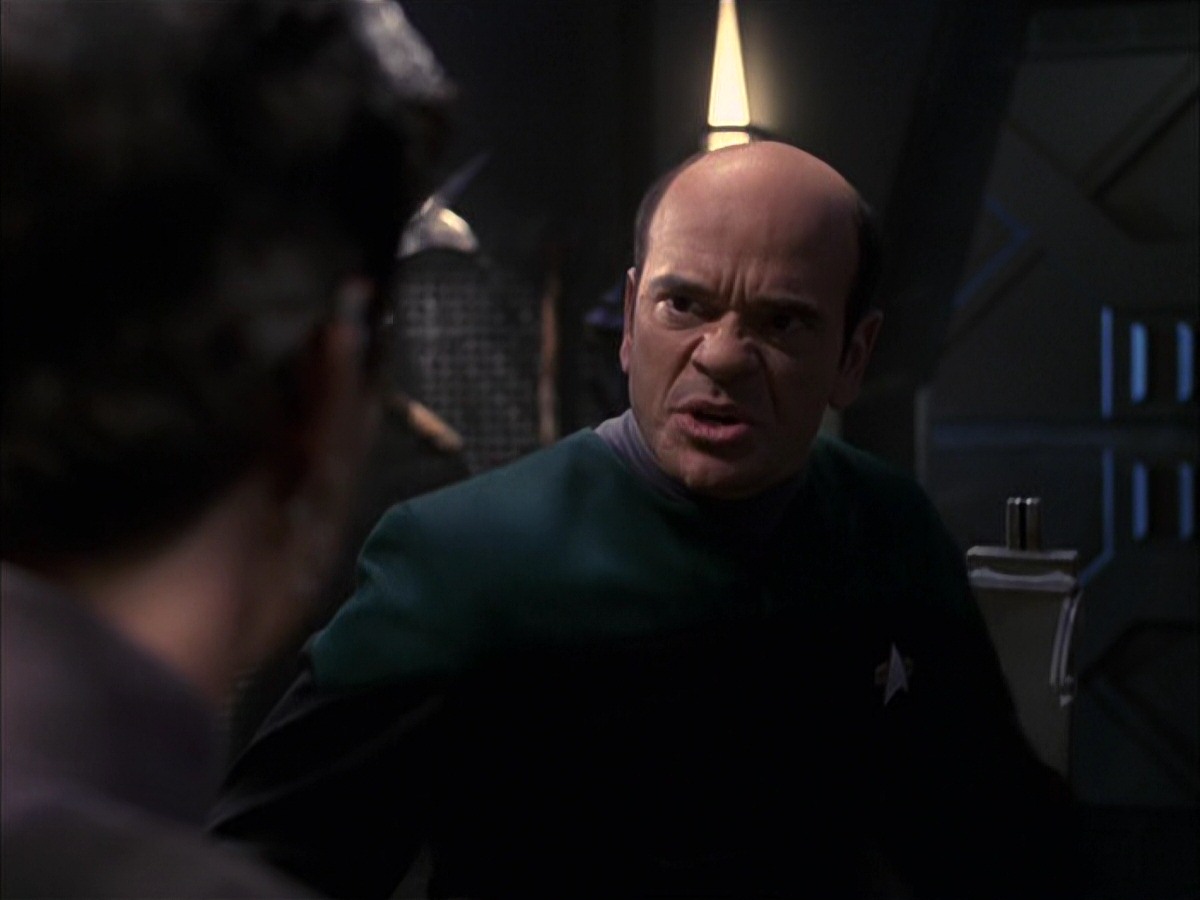 extant_StarTrek_VOY_7x09_7x10-FleshAndBlood_2855.jpg