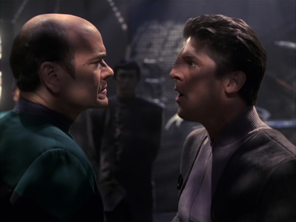 extant_StarTrek_VOY_7x09_7x10-FleshAndBlood_2883.jpg