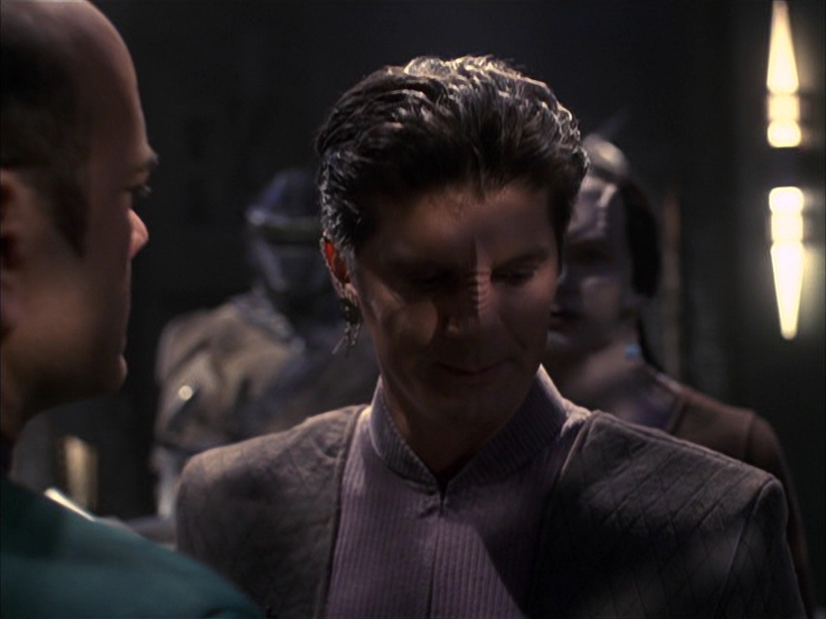 extant_StarTrek_VOY_7x09_7x10-FleshAndBlood_2896.jpg