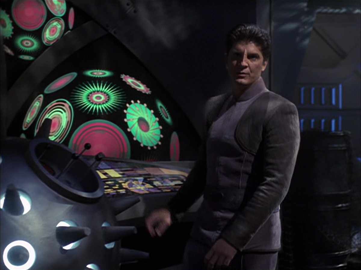 extant_StarTrek_VOY_7x09_7x10-FleshAndBlood_2964.jpg