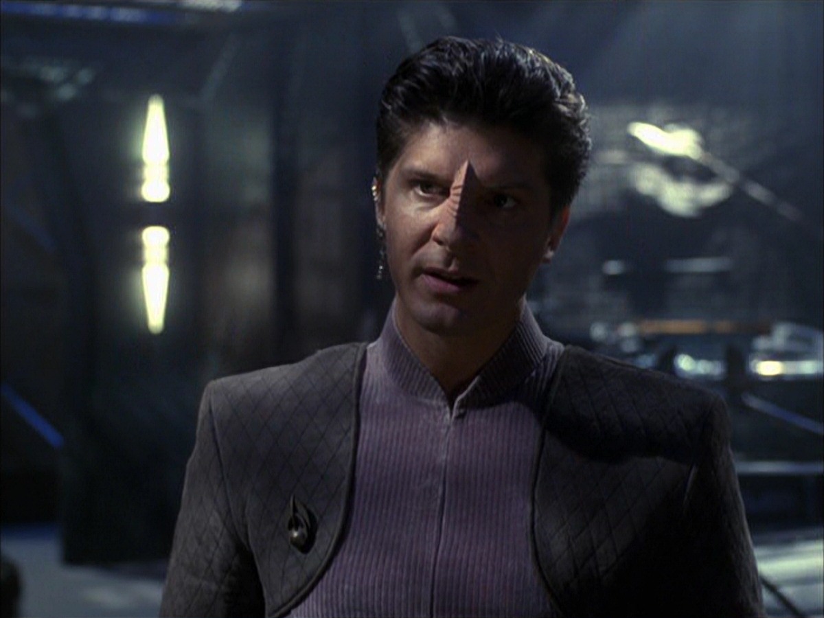 extant_StarTrek_VOY_7x09_7x10-FleshAndBlood_2989.jpg