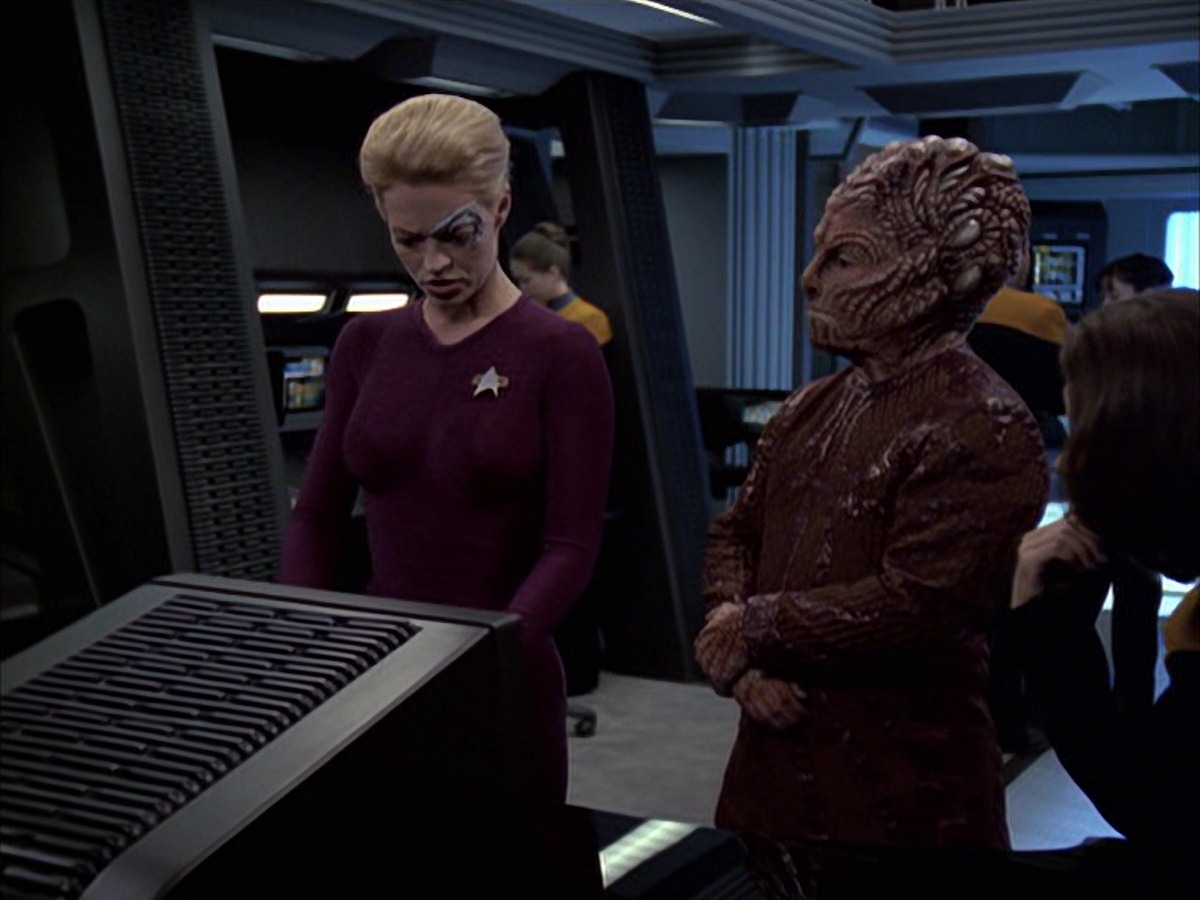 extant_StarTrek_VOY_7x09_7x10-FleshAndBlood_3046.jpg