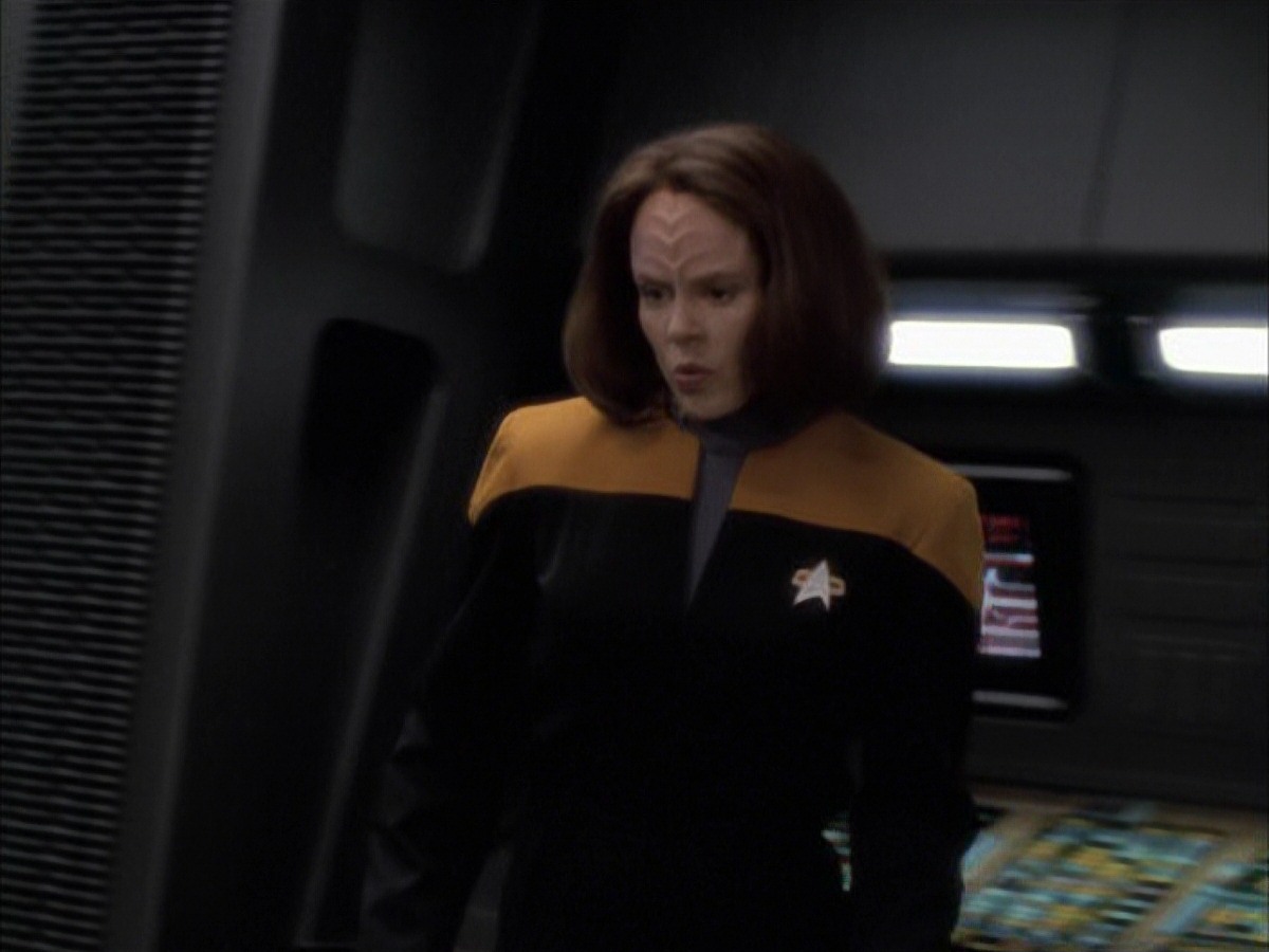 extant_StarTrek_VOY_7x09_7x10-FleshAndBlood_3088.jpg