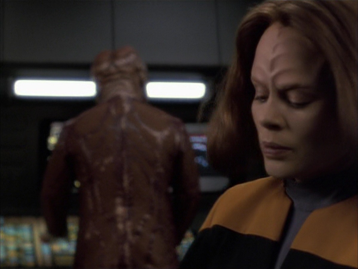 extant_StarTrek_VOY_7x09_7x10-FleshAndBlood_3096.jpg