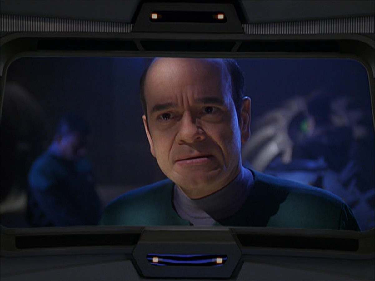 extant_StarTrek_VOY_7x09_7x10-FleshAndBlood_3129.jpg