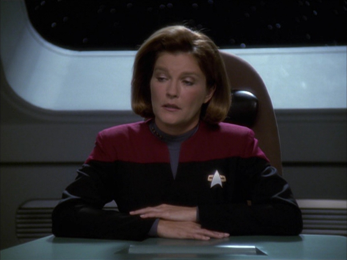 extant_StarTrek_VOY_7x09_7x10-FleshAndBlood_3147.jpg