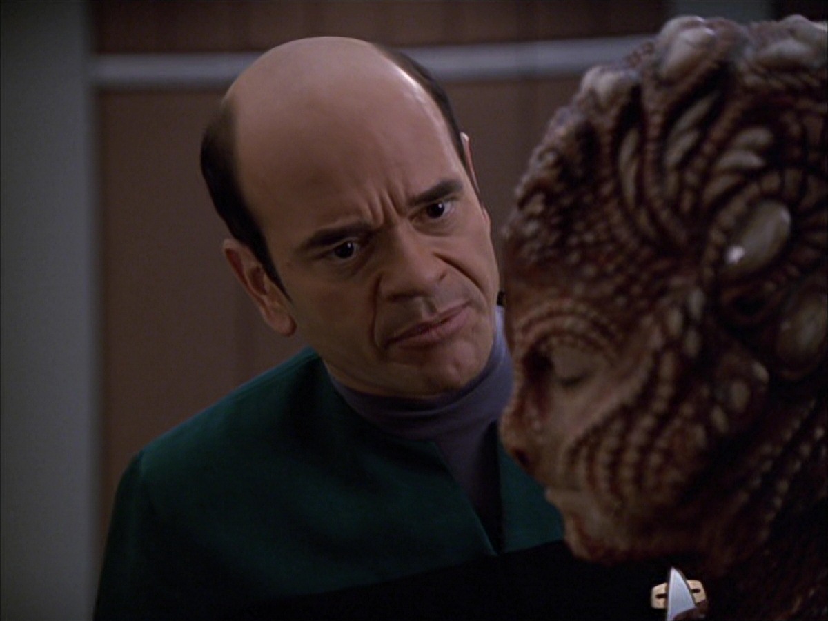 extant_StarTrek_VOY_7x09_7x10-FleshAndBlood_3189.jpg