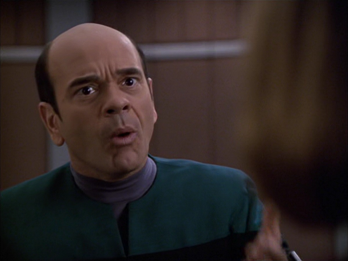 extant_StarTrek_VOY_7x09_7x10-FleshAndBlood_3227.jpg