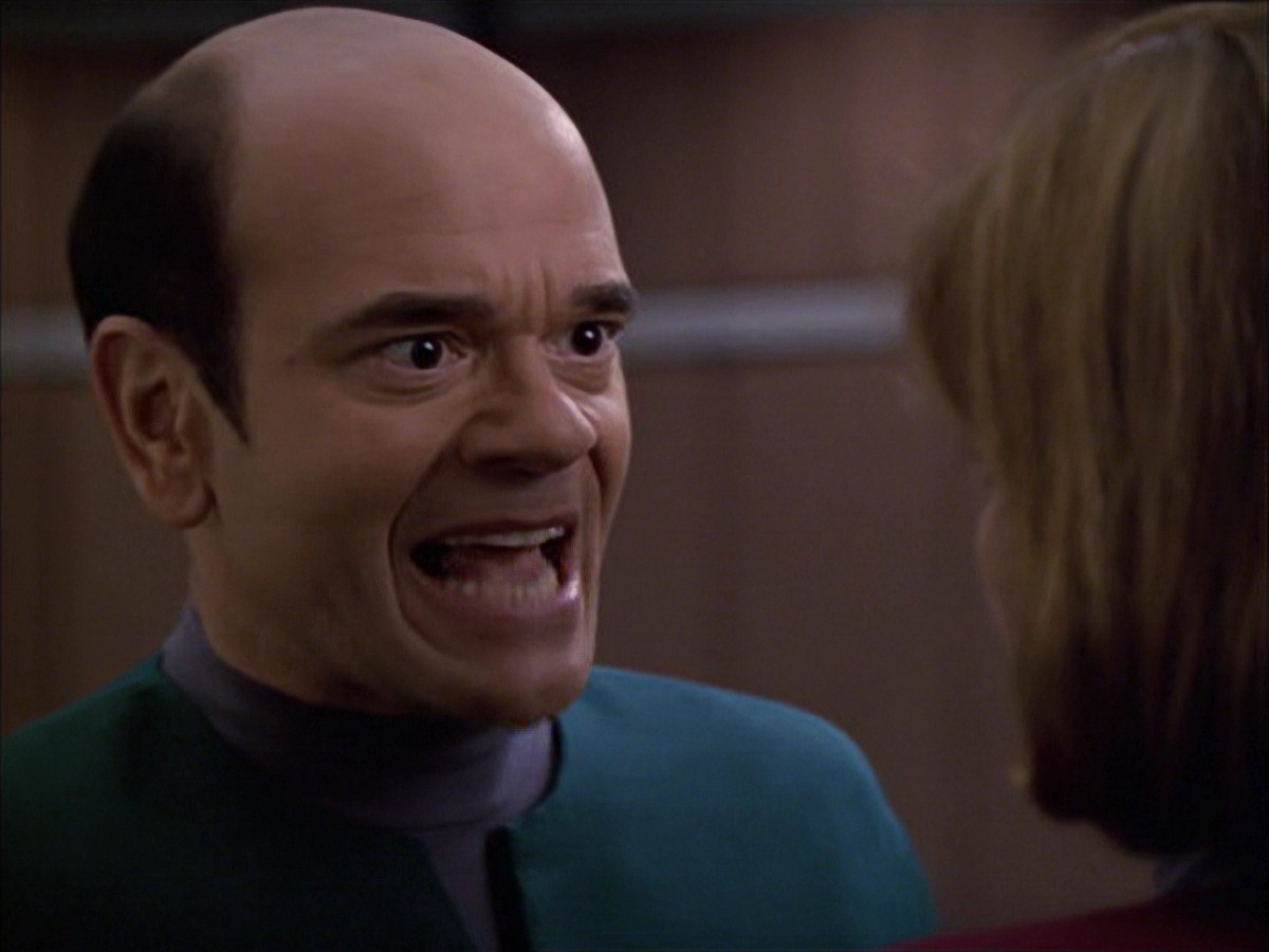 extant_StarTrek_VOY_7x09_7x10-FleshAndBlood_3273.jpg