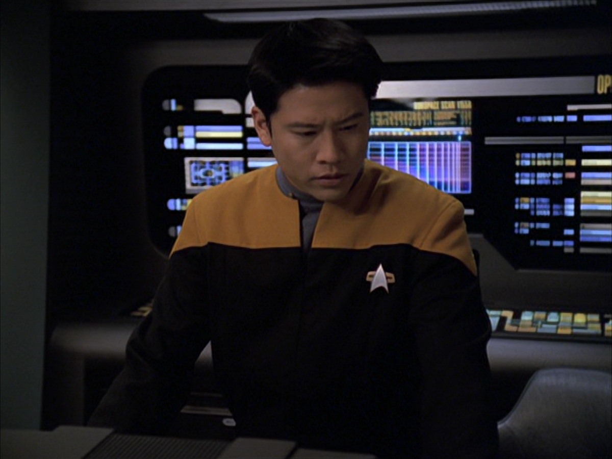 extant_StarTrek_VOY_7x09_7x10-FleshAndBlood_3324.jpg