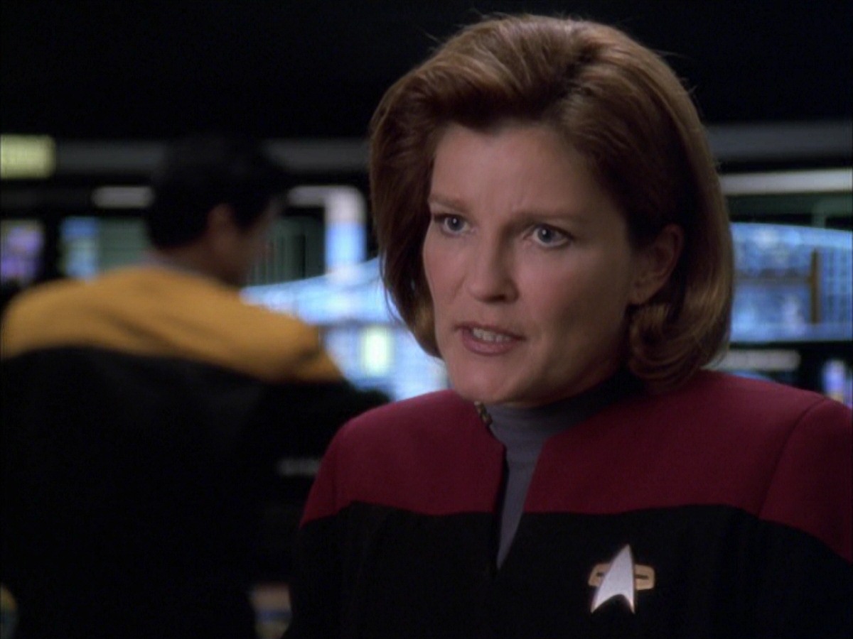 extant_StarTrek_VOY_7x09_7x10-FleshAndBlood_3408.jpg