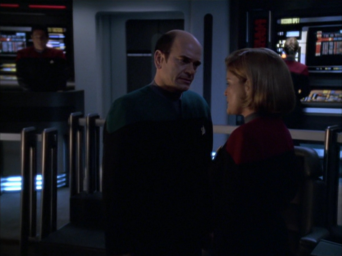 extant_StarTrek_VOY_7x09_7x10-FleshAndBlood_3524.jpg