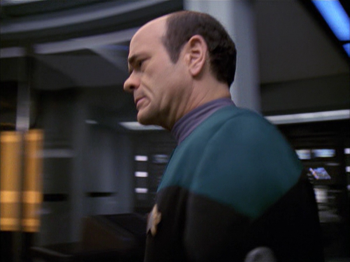 extant_StarTrek_VOY_7x09_7x10-FleshAndBlood_3599.jpg