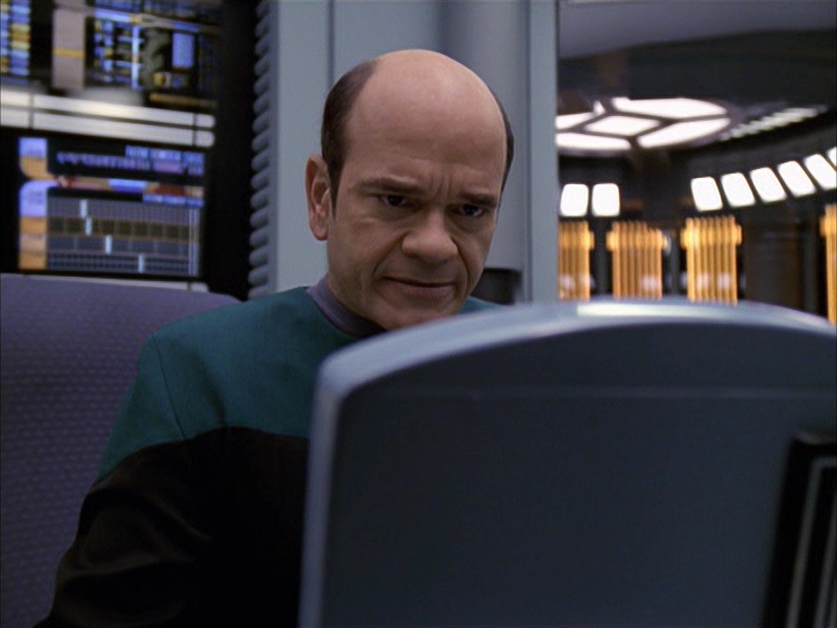 extant_StarTrek_VOY_7x09_7x10-FleshAndBlood_3621.jpg