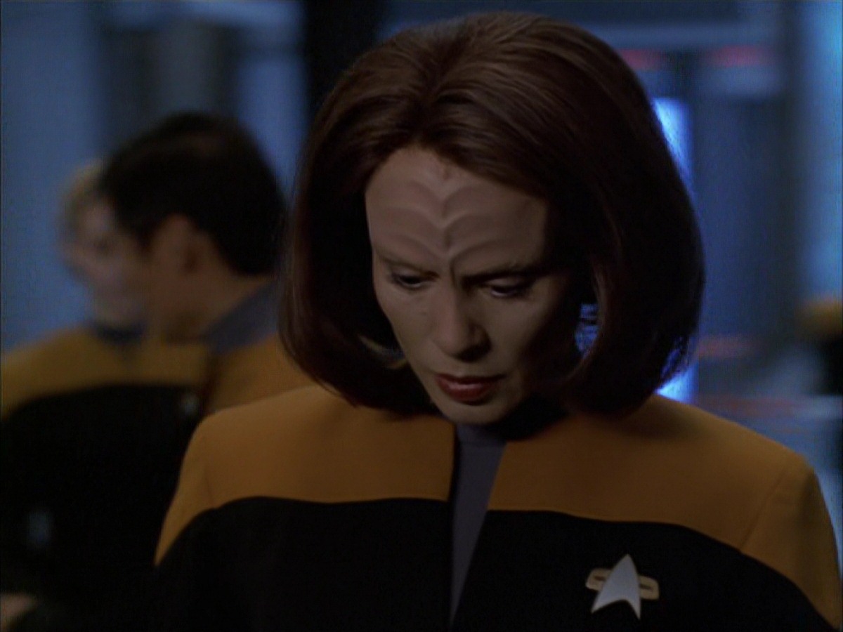 extant_StarTrek_VOY_7x09_7x10-FleshAndBlood_3716.jpg