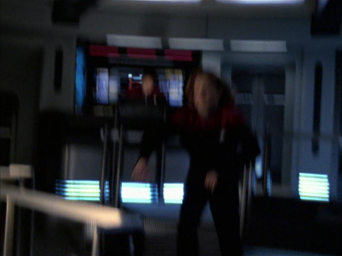 extant_StarTrek_VOY_7x09_7x10-FleshAndBlood_3741.jpg
