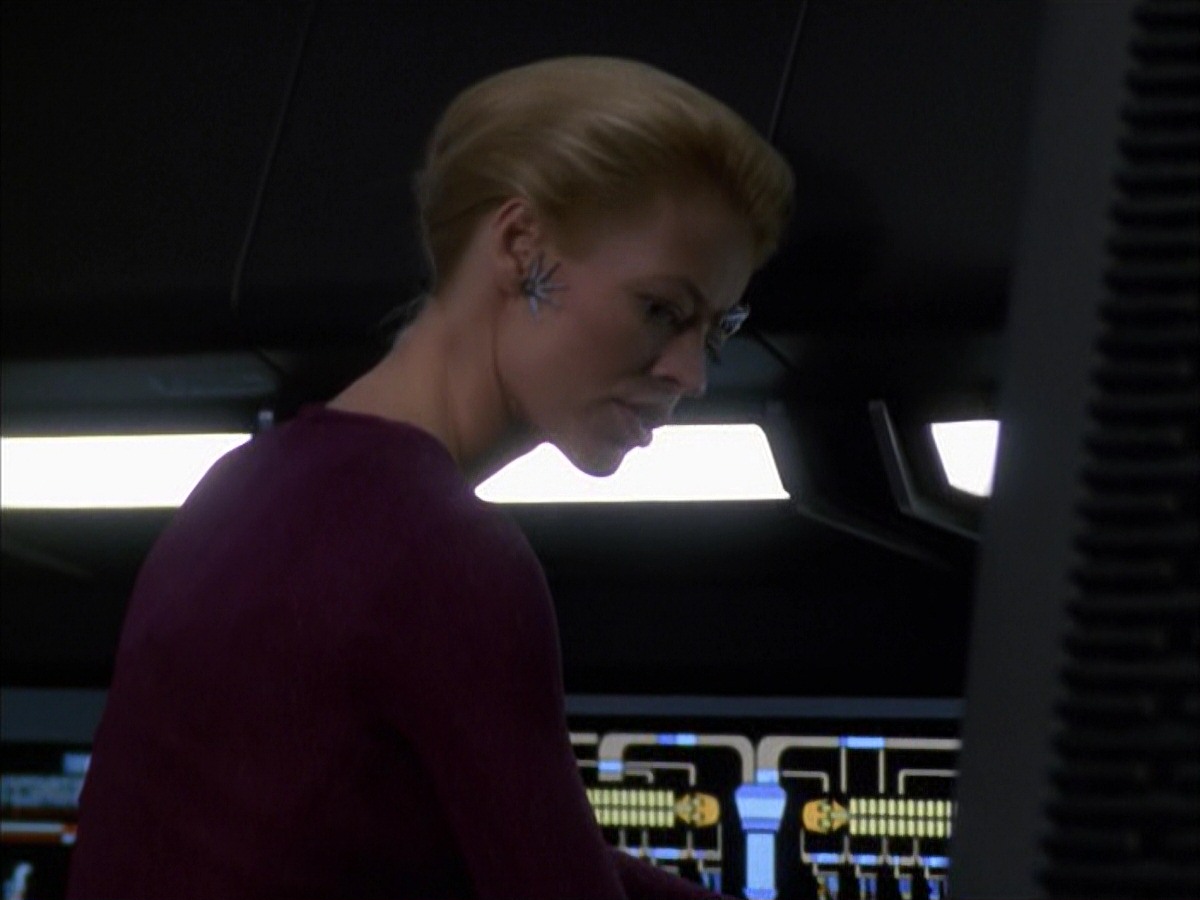 extant_StarTrek_VOY_7x09_7x10-FleshAndBlood_3752.jpg