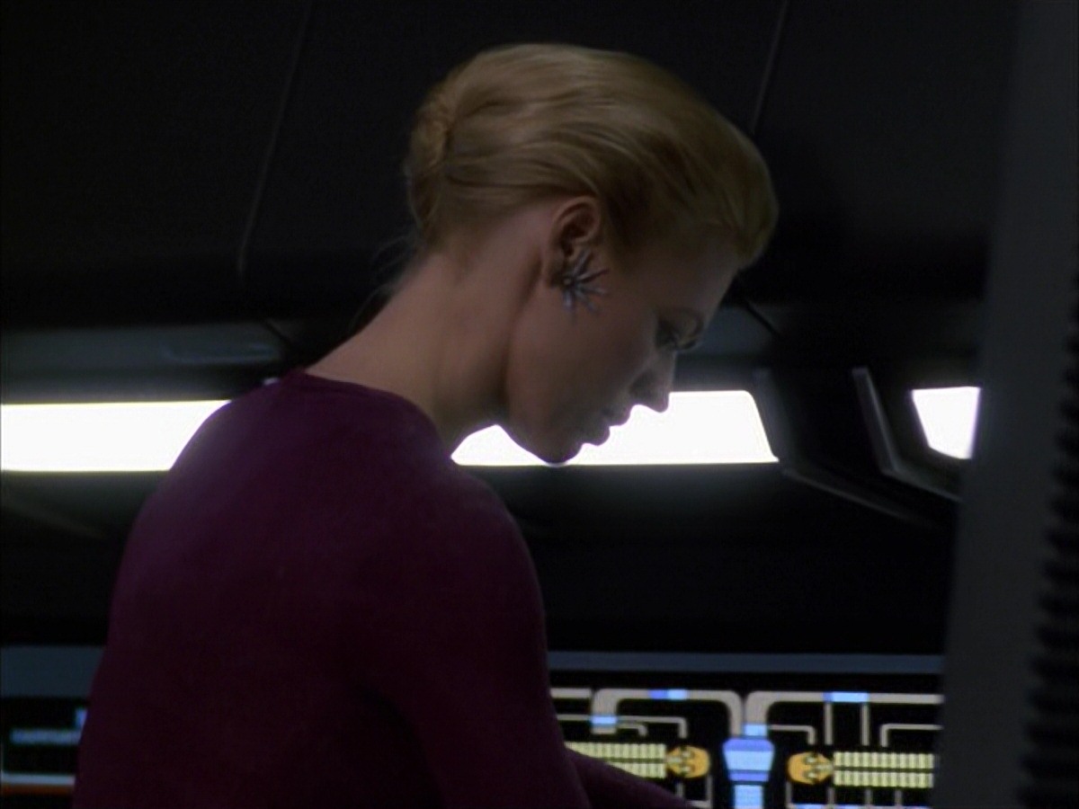 extant_StarTrek_VOY_7x09_7x10-FleshAndBlood_3754.jpg