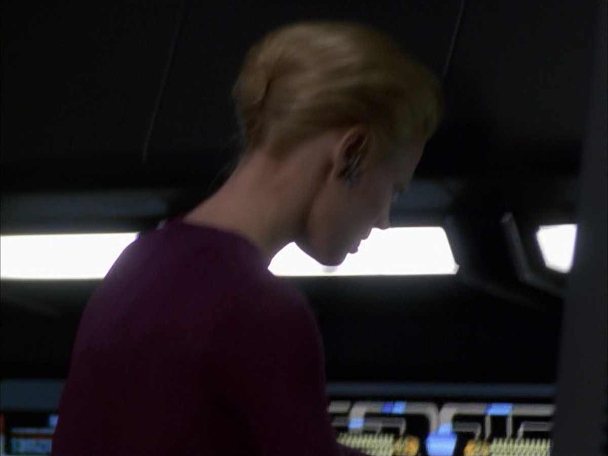 extant_StarTrek_VOY_7x09_7x10-FleshAndBlood_3755.jpg