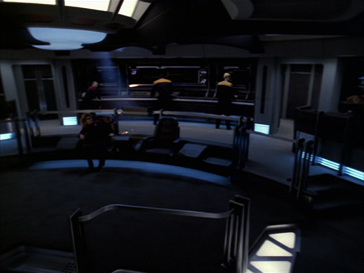 extant_StarTrek_VOY_7x09_7x10-FleshAndBlood_3777.jpg