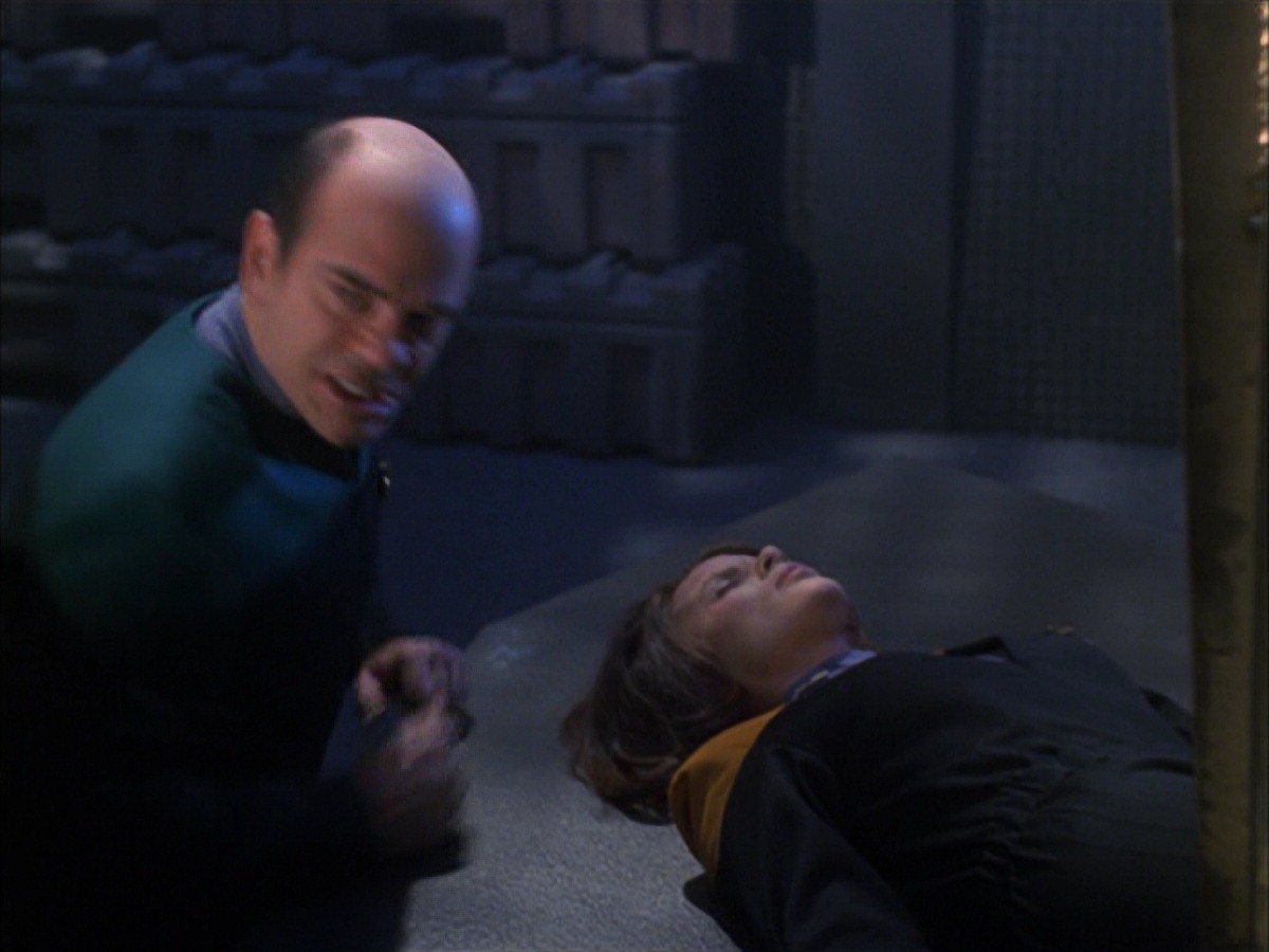 extant_StarTrek_VOY_7x09_7x10-FleshAndBlood_3854.jpg