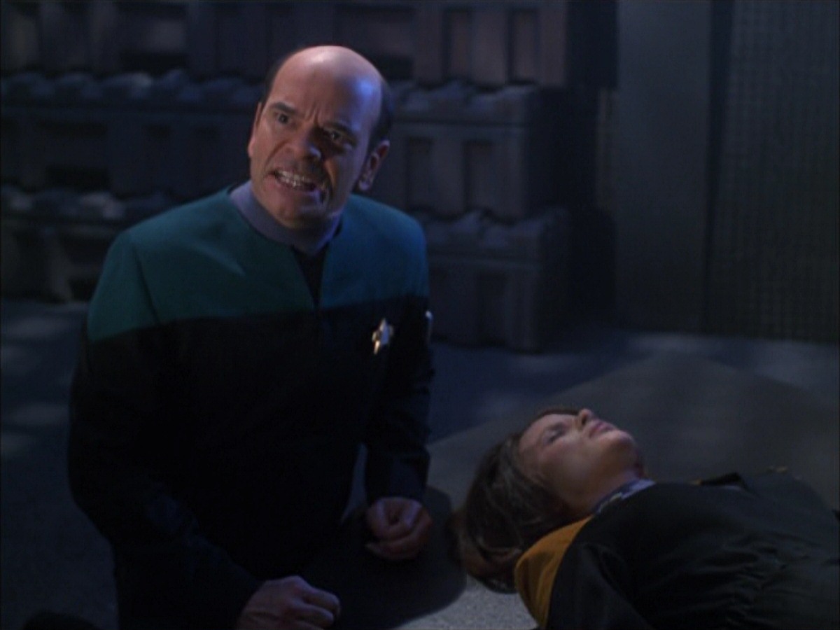 extant_StarTrek_VOY_7x09_7x10-FleshAndBlood_3872.jpg