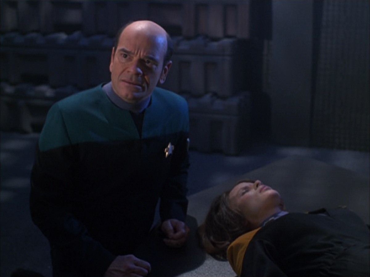 extant_StarTrek_VOY_7x09_7x10-FleshAndBlood_3877.jpg