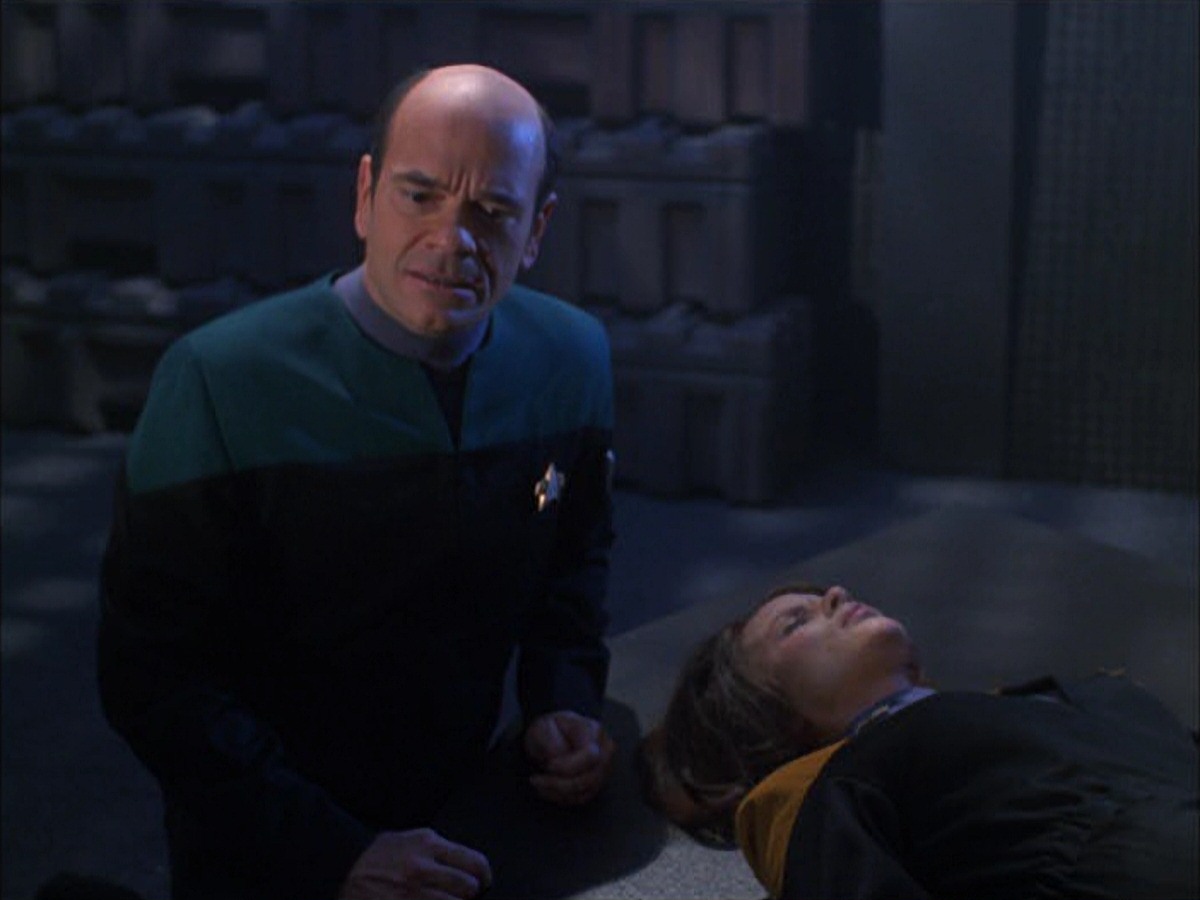 extant_StarTrek_VOY_7x09_7x10-FleshAndBlood_3878.jpg