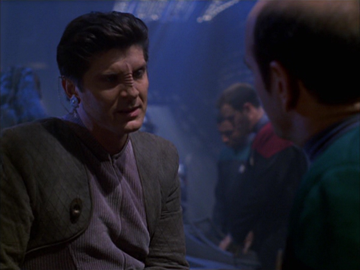 extant_StarTrek_VOY_7x09_7x10-FleshAndBlood_3905.jpg