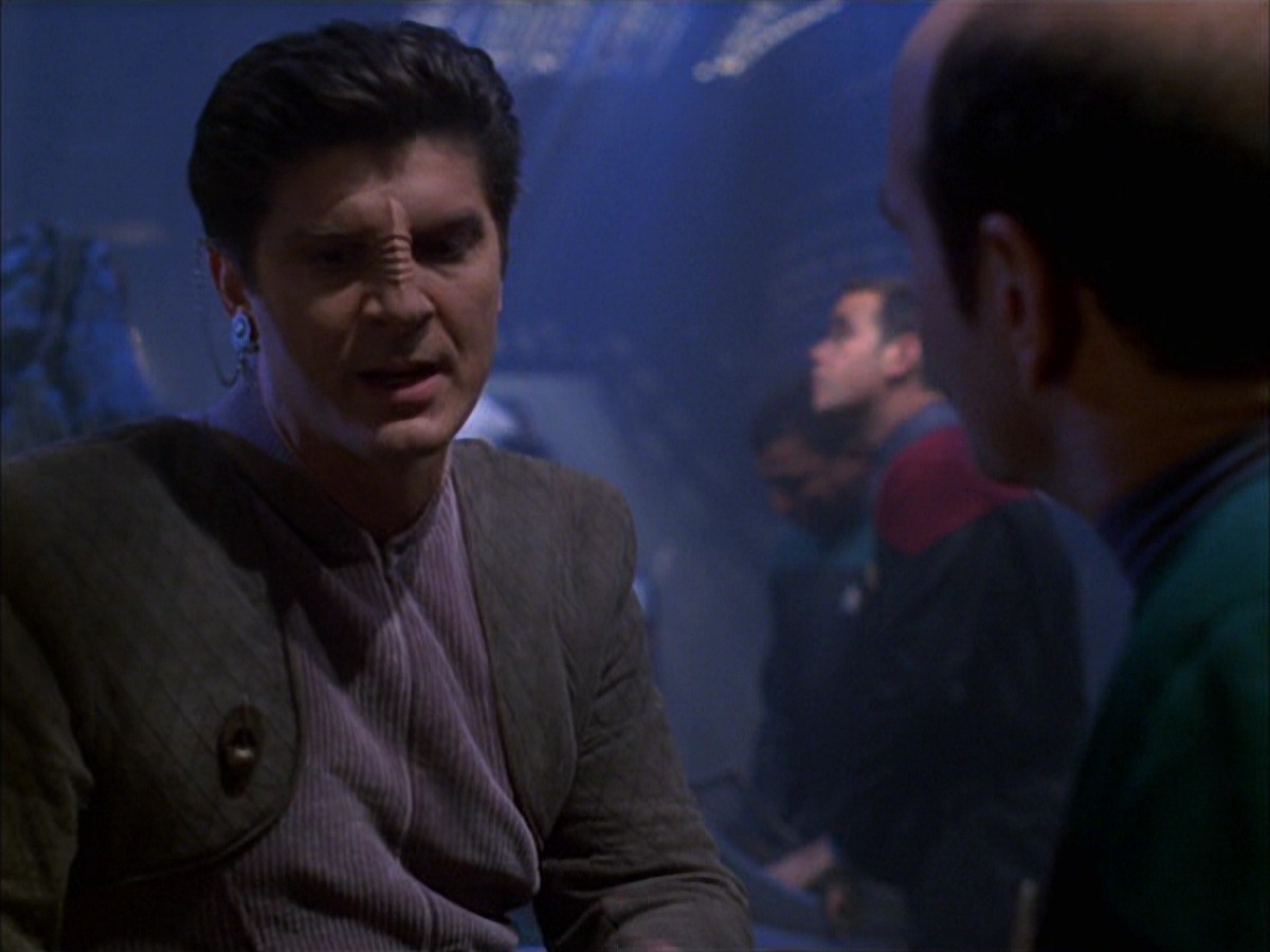 extant_StarTrek_VOY_7x09_7x10-FleshAndBlood_3912.jpg