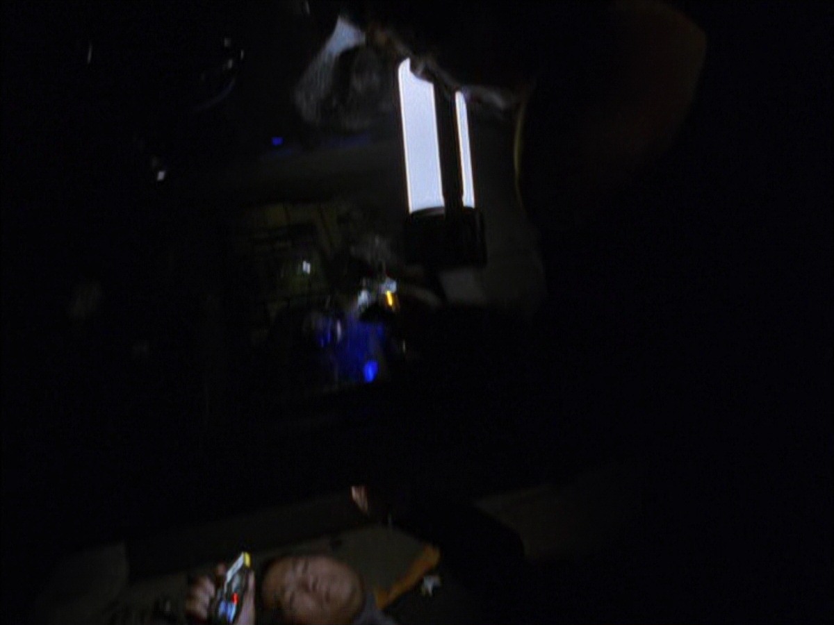 extant_StarTrek_VOY_7x09_7x10-FleshAndBlood_3948.jpg