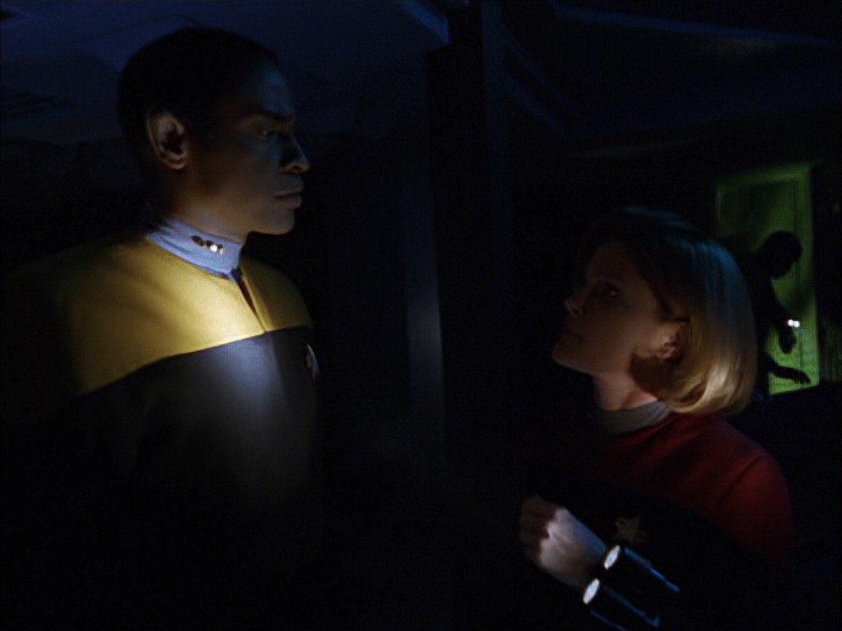 extant_StarTrek_VOY_7x09_7x10-FleshAndBlood_3982.jpg