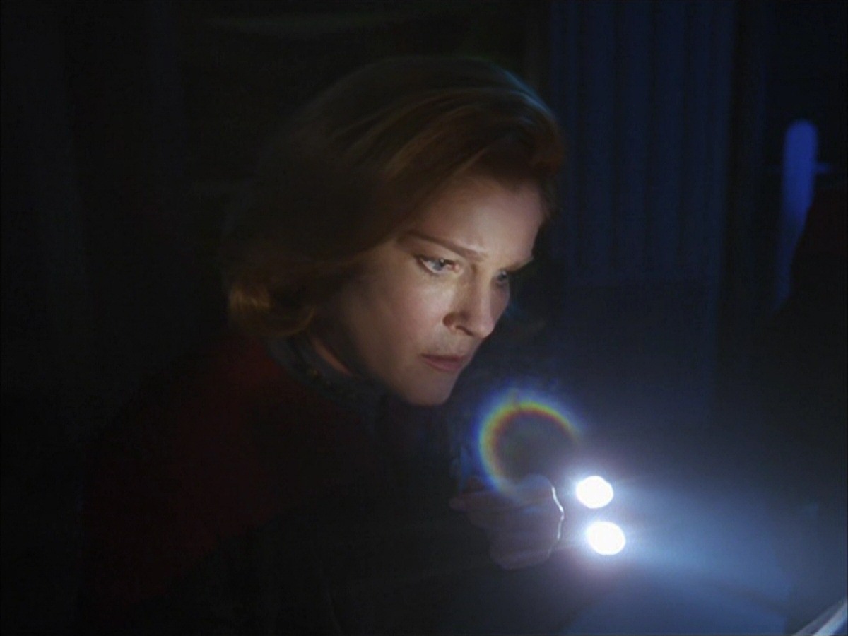 extant_StarTrek_VOY_7x09_7x10-FleshAndBlood_3994.jpg