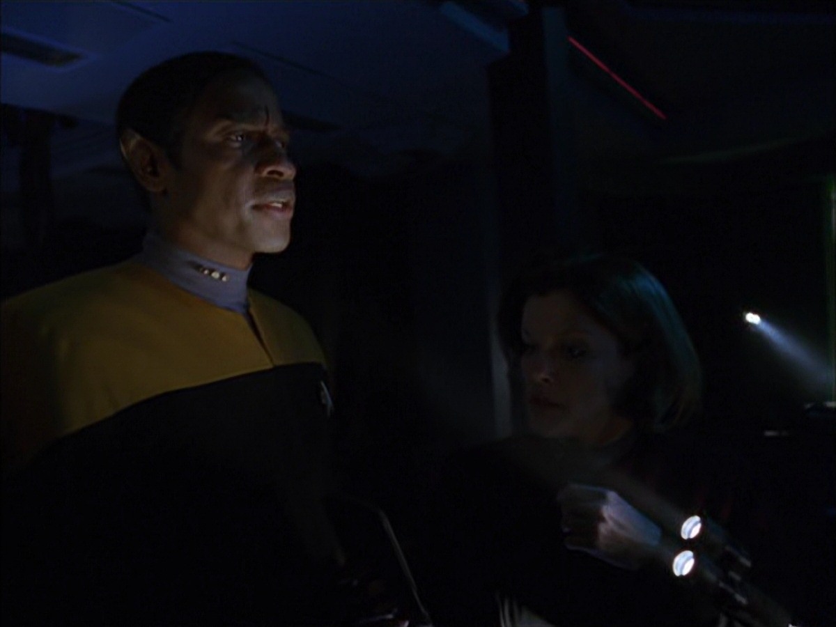 extant_StarTrek_VOY_7x09_7x10-FleshAndBlood_4001.jpg