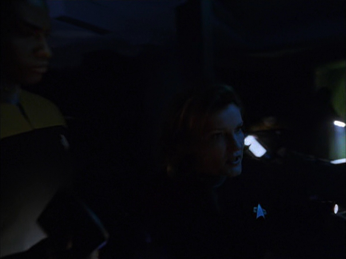 extant_StarTrek_VOY_7x09_7x10-FleshAndBlood_4005.jpg