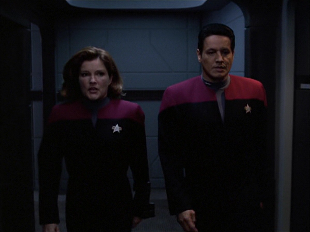extant_StarTrek_VOY_7x09_7x10-FleshAndBlood_4013.jpg
