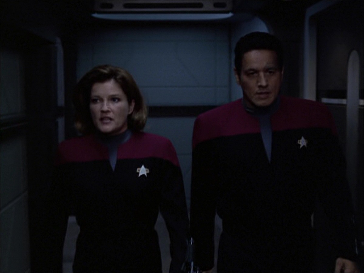 extant_StarTrek_VOY_7x09_7x10-FleshAndBlood_4014.jpg