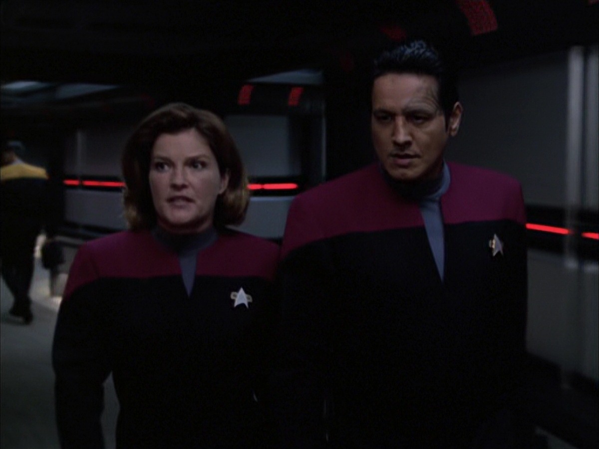 extant_StarTrek_VOY_7x09_7x10-FleshAndBlood_4042.jpg